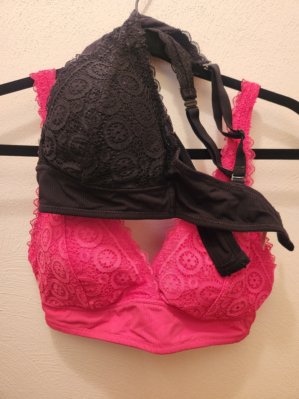 SO Lace Bralette Bundle in Hot Pink & Black Size M
